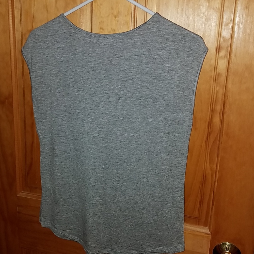 Sequenced tshirt - Picture 2 of 2